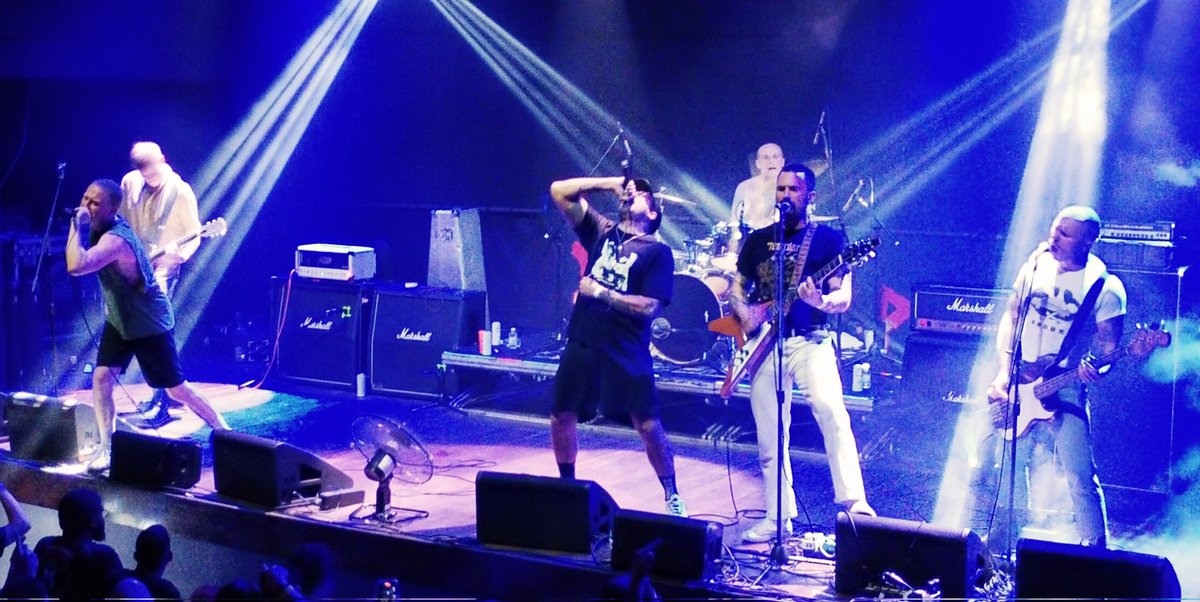 donniedarko73's tweet image. the chisel: tour what a fucking nightmare @ circo voador 

#thechisel #thechiseluk #whatafuckingnightmare #circovoador #lapa #riodejaneiro