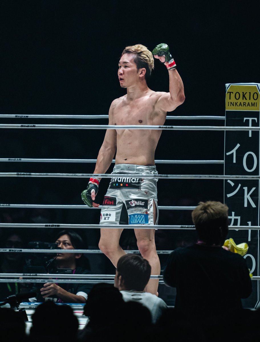 わたしの周りのお友達は格闘技に興味ない友達が少ないので、格闘技好きの方とお友達になり、語り合いたい気持ちが大きい🙃💓(笑)
当方、30代で現在大阪住みです。出来れば女性で同年代の方が望ましいです𖤐´-
DM解放してるので、格闘技ファンで仲良くしてくださる方居たらよろしくお願いします🙇‍♀️