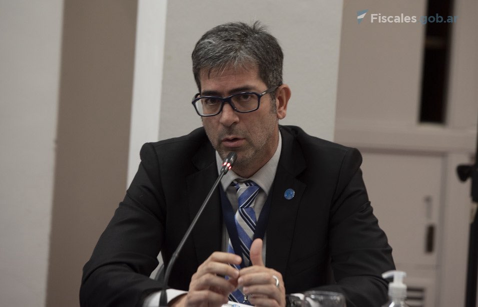La RFAI recuerda hoy a nuestro compañero de Paraguay y amigo, Marcelo Pecci.
Hace tres años fue asesinado cobardemente por su trabajo como fiscal.
Cada día lo recordamos y buscamos mantener vivo su legado de luchar contra el crimen organizado.