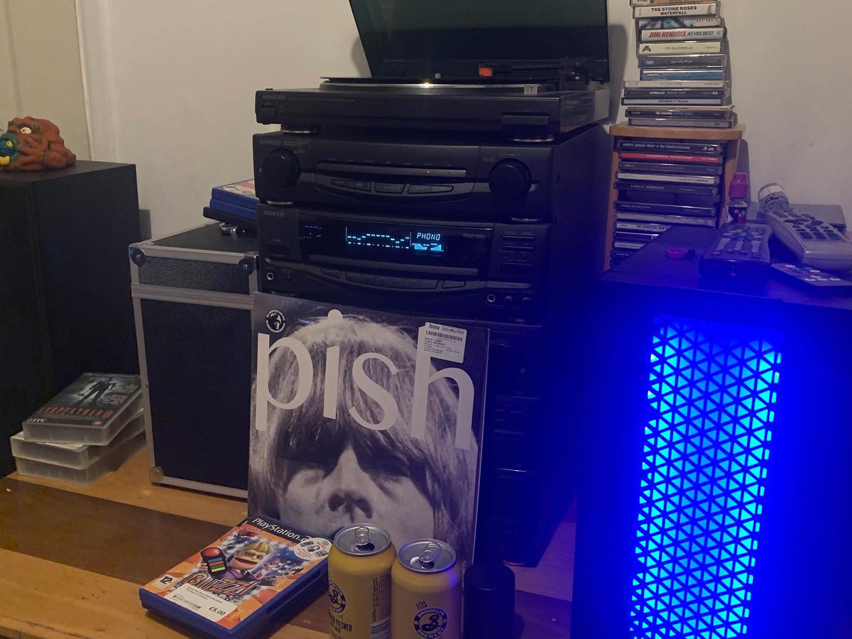 Mike Qzak (@mikeqzak99) on Twitter photo Listening to ‘mini-album-thingy-wingy’
I don’t know why a moody looking Brian Jones with the word ‘Pish’ goes together so well, but it does. The pairing can be applied to most situations. <a href="/BJM_Band/">Brian Jonestown</a> <a href="/antonnewcombe/">anton newcombe</a> #brianjonestownmassacre Listening to ‘mini-album-thingy-wingy’
I don’t know why a moody looking Brian Jones with the word ‘Pish’ goes together so well, but it does. The pairing can be applied to most situations. <a href="/BJM_Band/">Brian Jonestown</a> <a href="/antonnewcombe/">anton newcombe</a> #brianjonestownmassacre