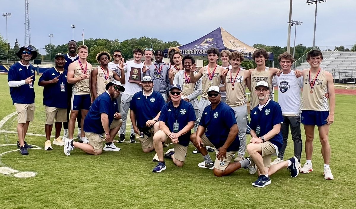 cuttytrack's tweet photo. Congratulations to the boys and girls teams on winning the 4a Midwest regional today!!! #wintheday https://t.co/8RgxuNirUr