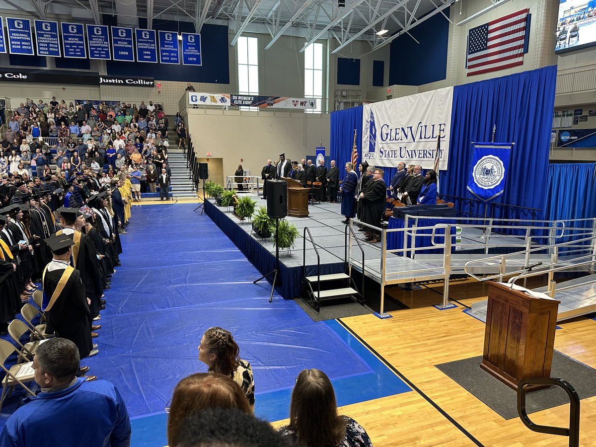 Congratulations to our 6 guys today on graduating! #gopioneers