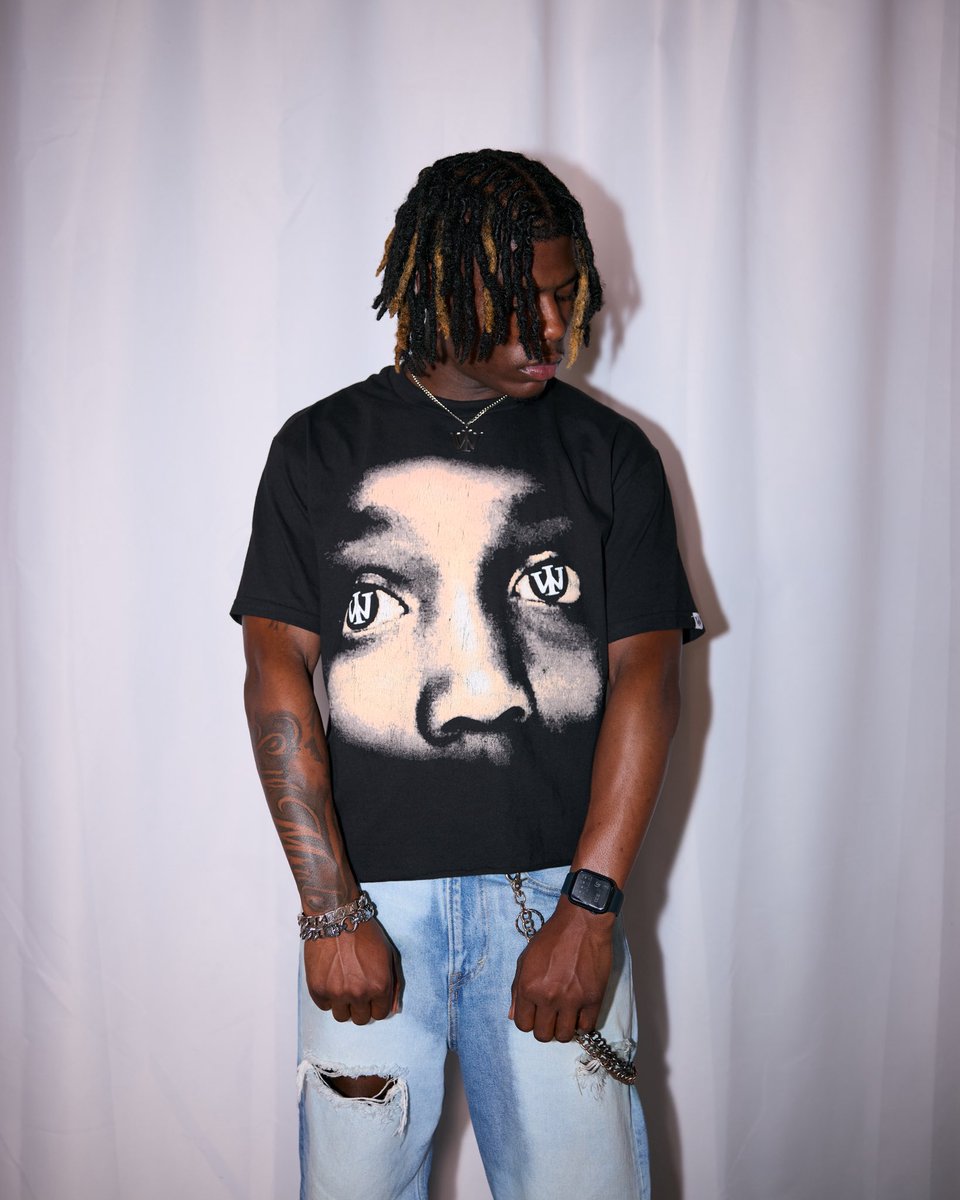 WRLDINVSN's tweet photo. New Drop this Sunday @ 3PM 🎊 https://t.co/KTGnjA1tzo