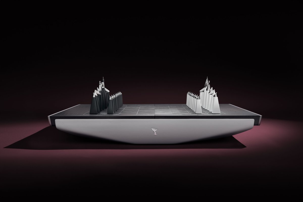 luxurylifestyle's tweet image. The grandmaster’s choice: Introducing the Rolls-Royce Chess Set luxurylifestyle.com/headlines/the-… #chess #chessset #chessmaster #RollsRoyce