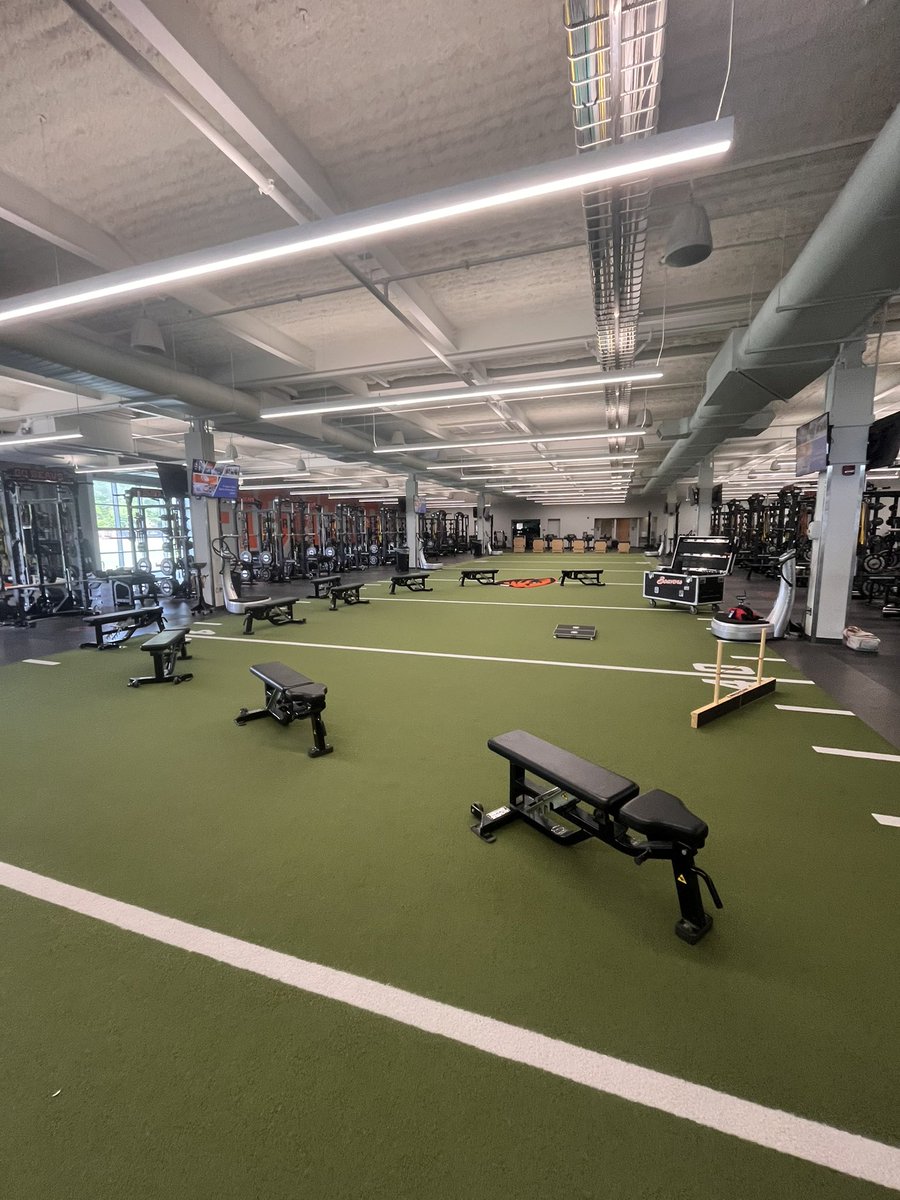 Sam (@samdiv206) on Twitter photo Thankyou <a href="/BeaverFootball/">Oregon State Football</a> for having me this weekend. I had great conversations with <a href="/Coach_Bray/">Trent Bray</a> and <a href="/RobbAkey/">Robb Akey</a>. It was a pleasure to learn about the program and embrace the culture, I’m excited to get back to work! Go Beavers!
<a href="/apmaul/">AP Maul</a> <a href="/NickFarman55/">Nick Farman M.S.</a> <a href="/coachtuiaki/">Ilaisa Tuiaki</a> <a href="/CoachPatterson/">Josh Patterson</a> Thankyou <a href="/BeaverFootball/">Oregon State Football</a> for having me this weekend. I had great conversations with <a href="/Coach_Bray/">Trent Bray</a> and <a href="/RobbAkey/">Robb Akey</a>. It was a pleasure to learn about the program and embrace the culture, I’m excited to get back to work! Go Beavers!
<a href="/apmaul/">AP Maul</a> <a href="/NickFarman55/">Nick Farman M.S.</a> <a href="/coachtuiaki/">Ilaisa Tuiaki</a> <a href="/CoachPatterson/">Josh Patterson</a>