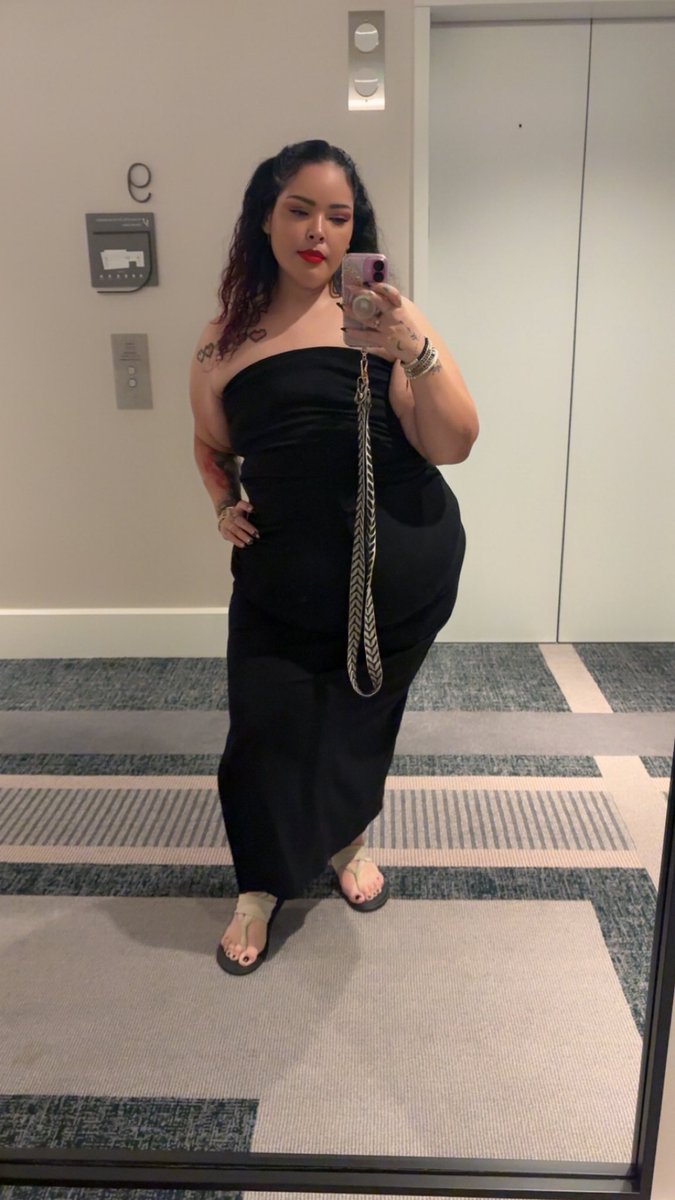 Headed out for the night to celebrate my birthday in Boston! DM me for location!