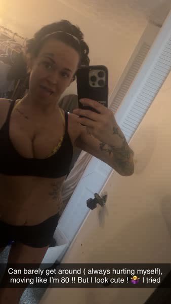 brandy talore (@therealbrandy) on Twitter photo 
