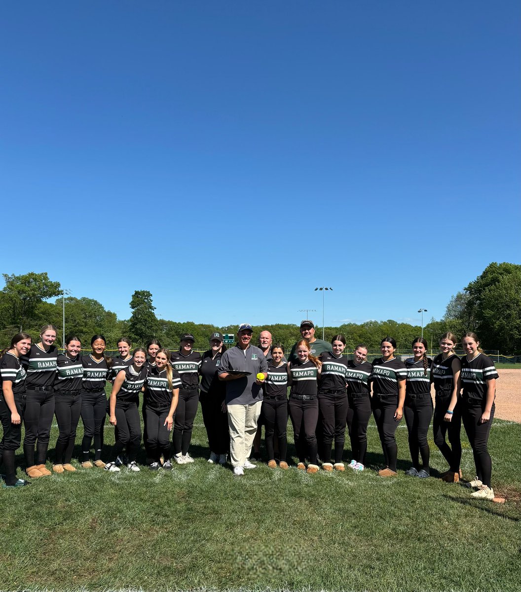 Darren White tweet media