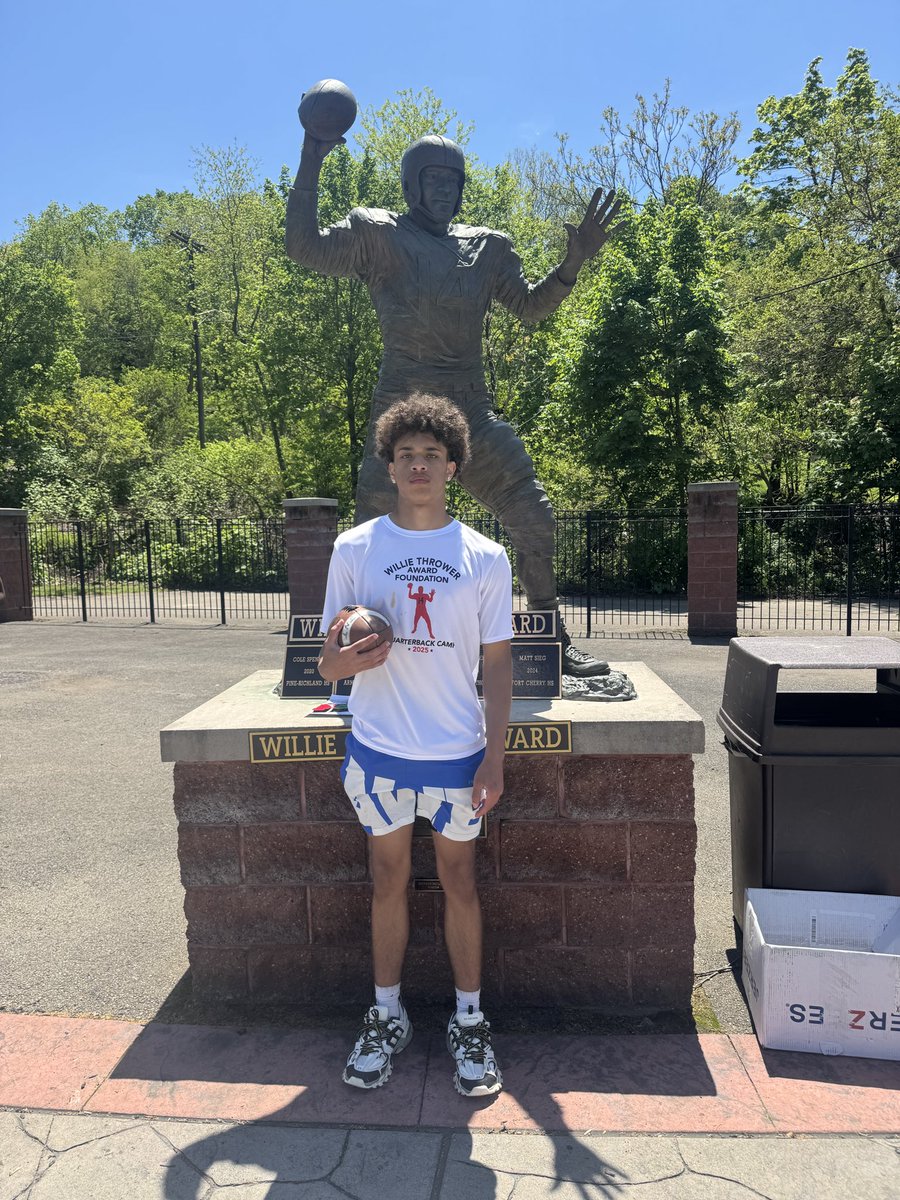 Thank you <a href="/WillieThrower14/">The Willie Thrower Award Foundation</a> for having 2027 Cam Bobo <a href="/cambobo_/">Camdyn Bobo</a> &amp; I today!