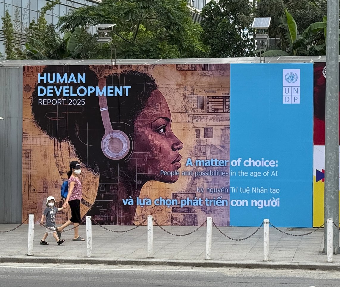 Kanni Wignaraja (@kanniwignaraja) on Twitter photo <a href="/UNDP/">UN Development</a> #HDR2025 conversations happening on the streets of Hanoi...this coming week @UNDPVietnam will unpack with govt and partners what the findings may mean for Viet Nam's progress - locally and globally. As we know, human development progress is determined by the choices we make <a href="/UNDP/">UN Development</a> #HDR2025 conversations happening on the streets of Hanoi...this coming week @UNDPVietnam will unpack with govt and partners what the findings may mean for Viet Nam's progress - locally and globally. As we know, human development progress is determined by the choices we make