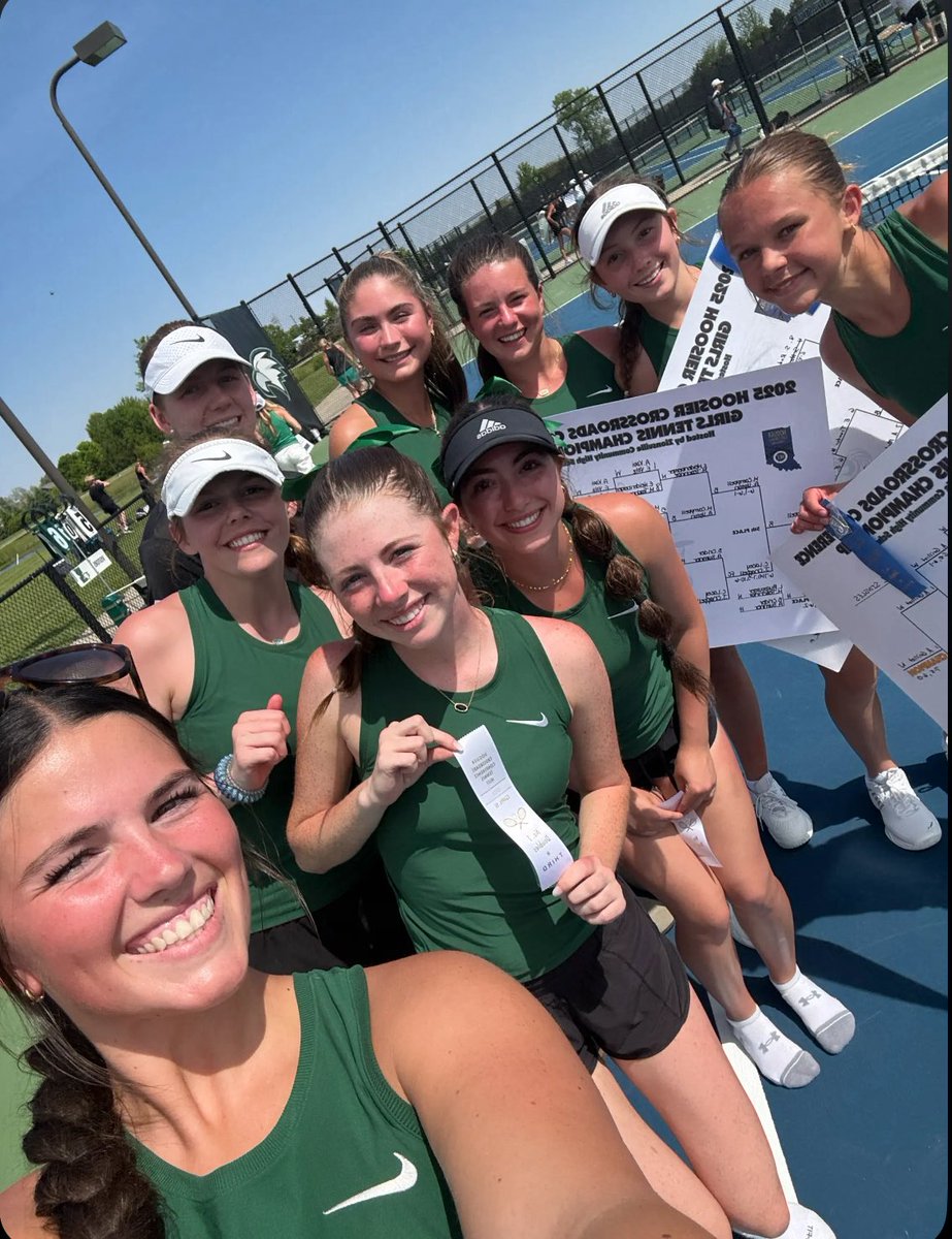 Congrats #1 singles Alexandra Grilliot, #2 singles Isla Harvey and #2 doubles Addi Kooi and Ellen Volz taking 1st place and earning All-Conference honors! #3 singles Juliette Grilliot took 2nd place and #1 doubles Jenna Berry and Bella Rivera took 3rd place All-Conference honors!