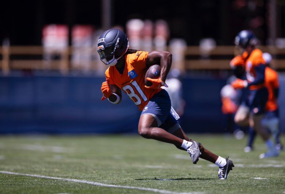 UDFA WR Jerjuan Newton (<a href="/NJerjuan/">Jerjuan Newton</a>) looked good today at Broncos Rookie Minicamp, per the great <a href="/CodyRoarkNFL/">Cody Roark</a>

He had a great year at Toledo, recording over 1K receiving yards and over 10 TDs 🔥 

Denver may have found another UDFA gem 💎