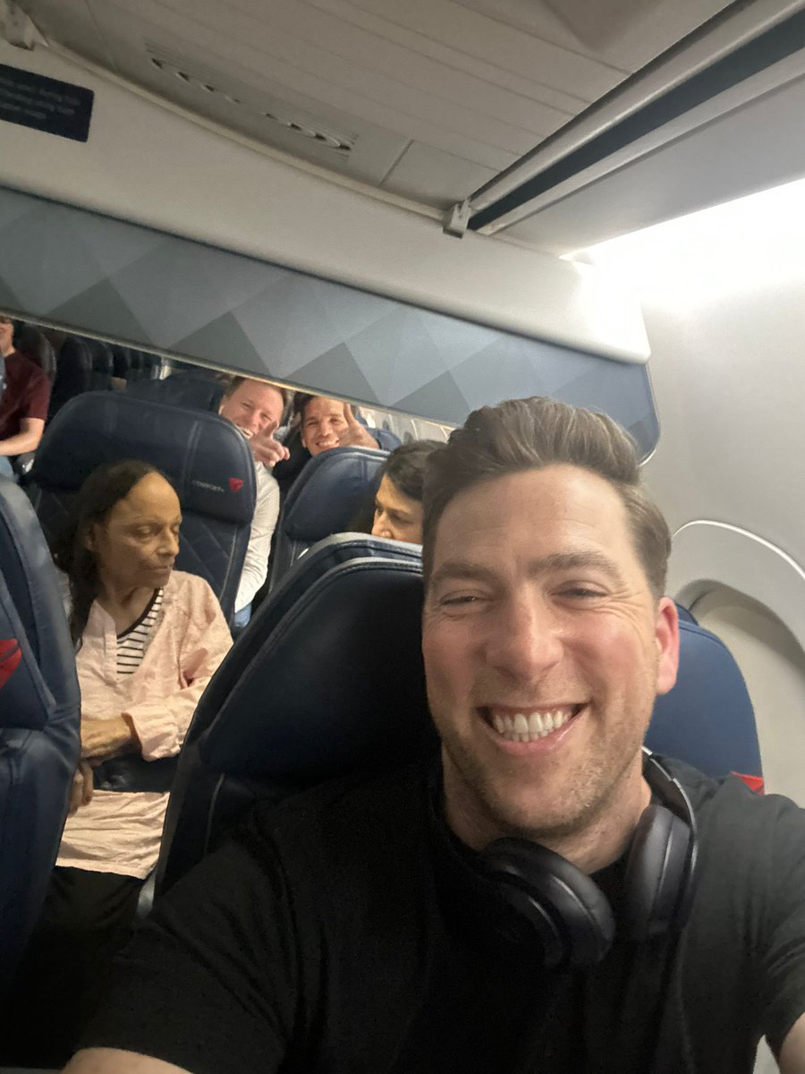 KaylynKyle's tweet image. TEAM DAD making the kids sit in the back. 
#1stclass 
#MLS360 #MLSSeasonPass