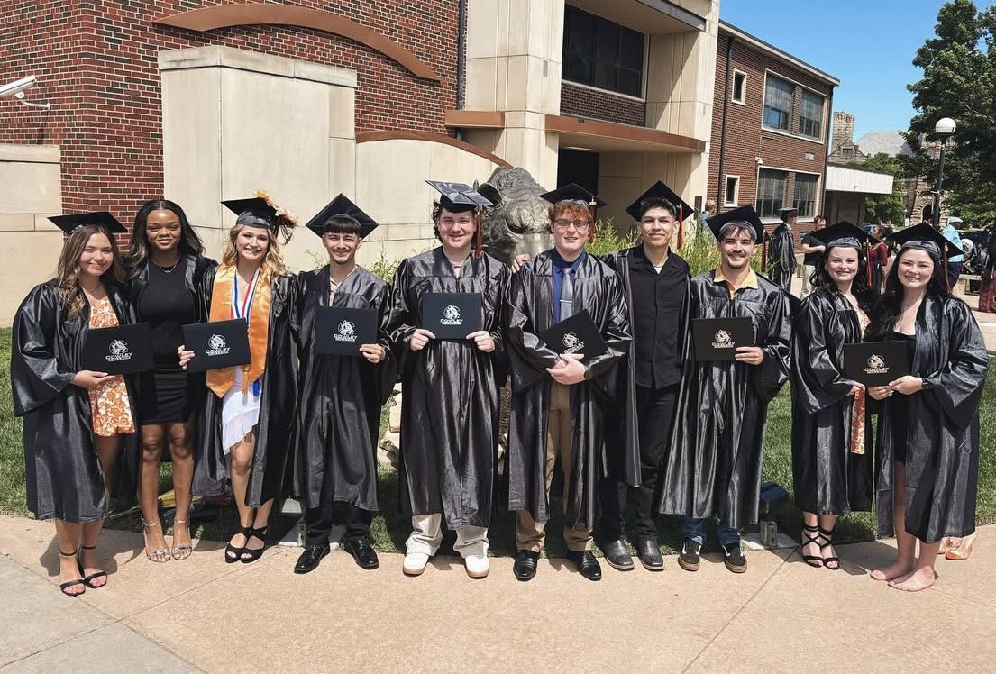CowleySpirit's tweet image. Congratulations to our 2025 Cheer & Dance Graduates!! 🐅 🎓 🎉 @CowleyAthletics @CowleyCollege