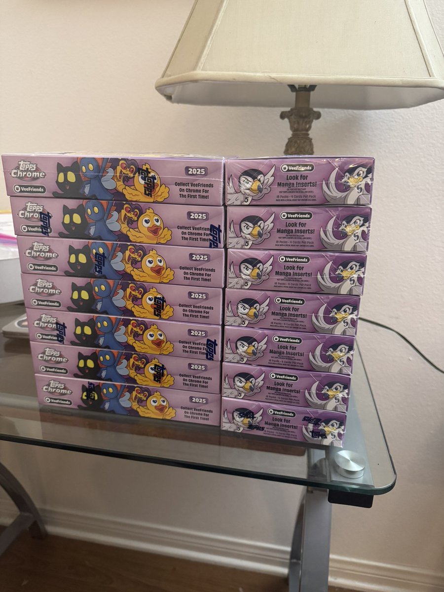 I came home from Chicago last night to my 20 Veefriends Chrome Hobby Boxes

Had the chance to buy them for $100 each in the VF1 NFT presale 

They’re now reselling for $400 a box!!

Who says NFTs don’t have utility? 

I will check back soon with some hits 
  
<a href="/garyvee/">Gary Vaynerchuk</a> <a href="/veefriends/">VeeFriends</a>