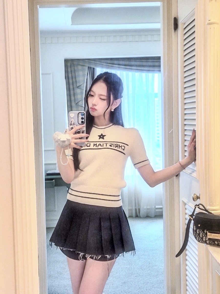 🪞📸 #이솔 #LEESOL #키키