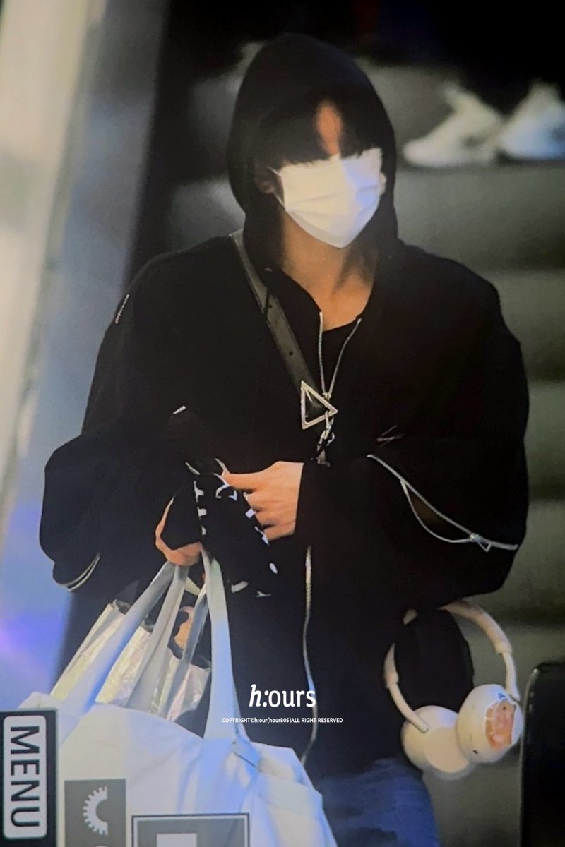 𝘩:𝘰𝘶𝘳𝘴 tweet media