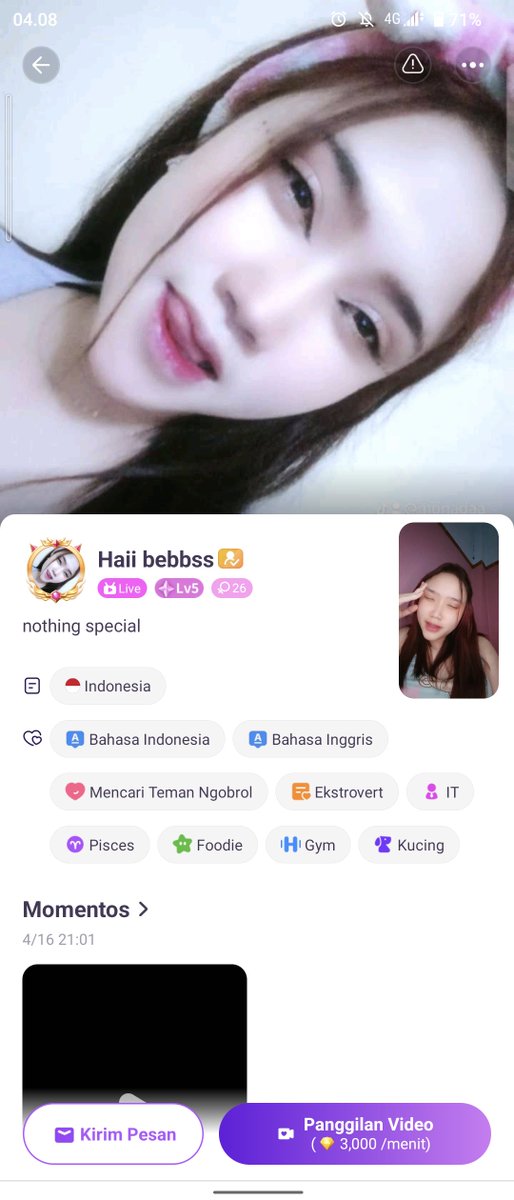 Sukebe77's tweet image. Iseng pake akun lain, ternyata dengan santuy si JAL*NG live. Ada saran gak gw harus chat kayak gimana supaya dia minimal kena mental wkwkwk...

#penipuvcs #vcs #penipu #penipuchamet #chamet