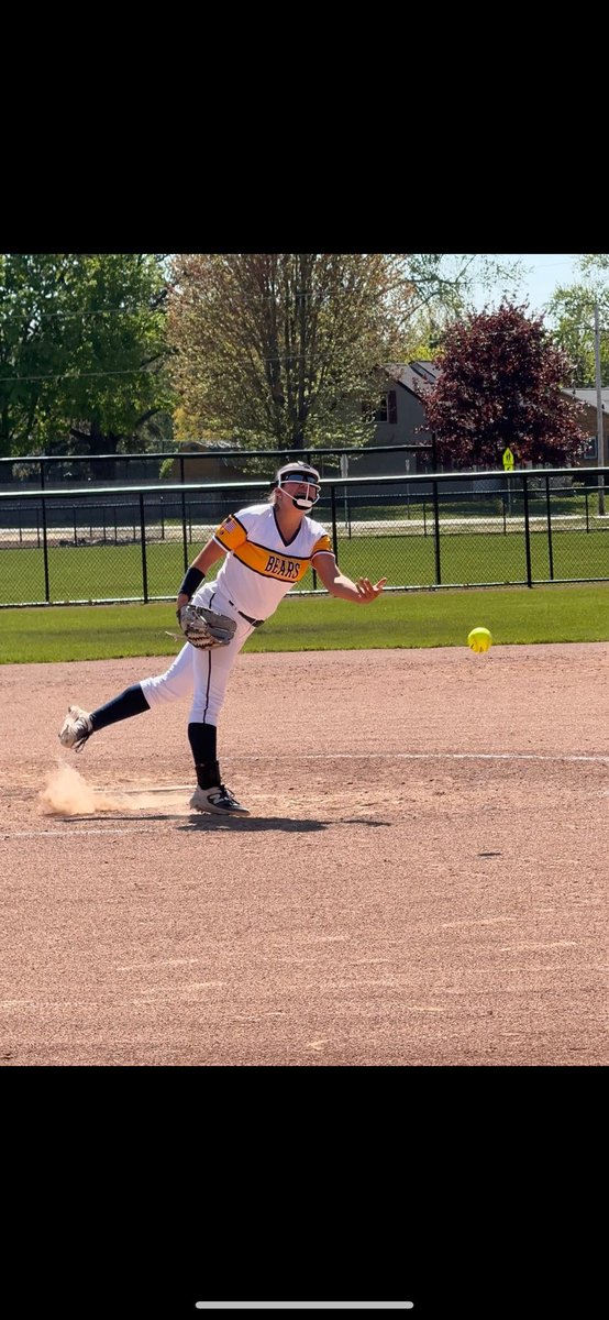 3-0 today at our invite, 30K’s and a No Hitter against Lakeshore! <a href="/T2Smigiel/">T2Smigiel</a>  <a href="/sjbearssports/">SJ Athletics</a>