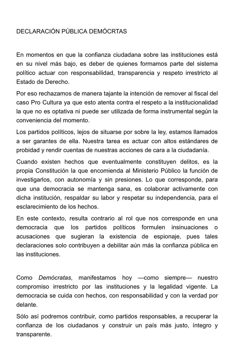 ximerincon's tweet photo. Rechazamos de manera categórica la intención del Frente Amplio de remover al fiscal del caso Pro Cultura.
La institucionalidad debe respetarse siempre, no importa quien o quienes sean los investigados https://t.co/AKwpwp63VJ