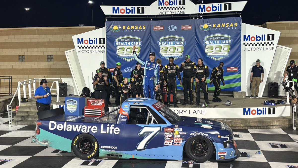 nicole_huttie's tweet image. Way to go @CarsonHocevar and @SpireMotorsport!!! #HeartofHealthCare200 #KansasSpeedway