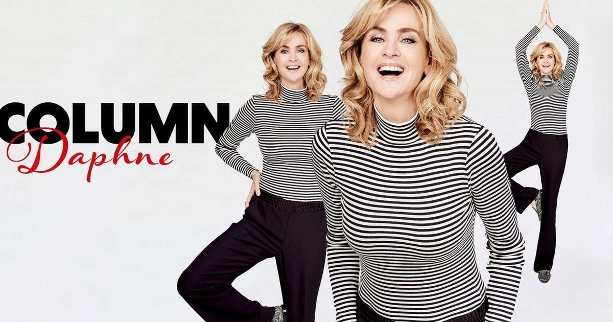 Daphne Deckers: ’Je moet wel een beetje bij blijven mam, lacht mijn dochter Emma’ telegraaf.nl/vrouw/17010215…