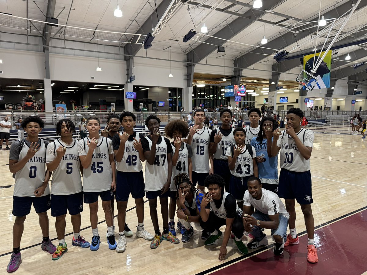 Viking Basketball tweet media