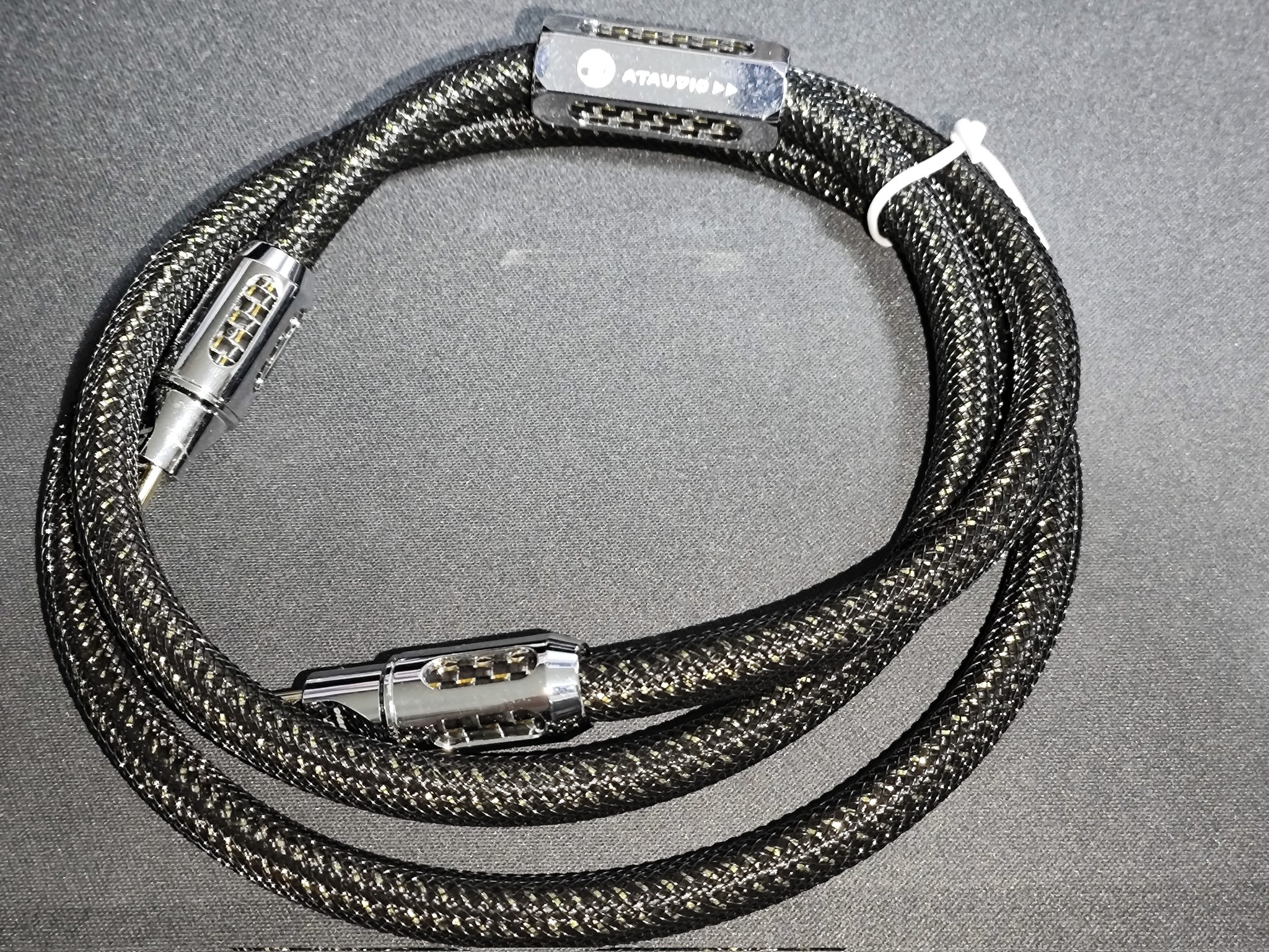 最新】140段式カタパルト搭載 RCAケーブル 1mペア
