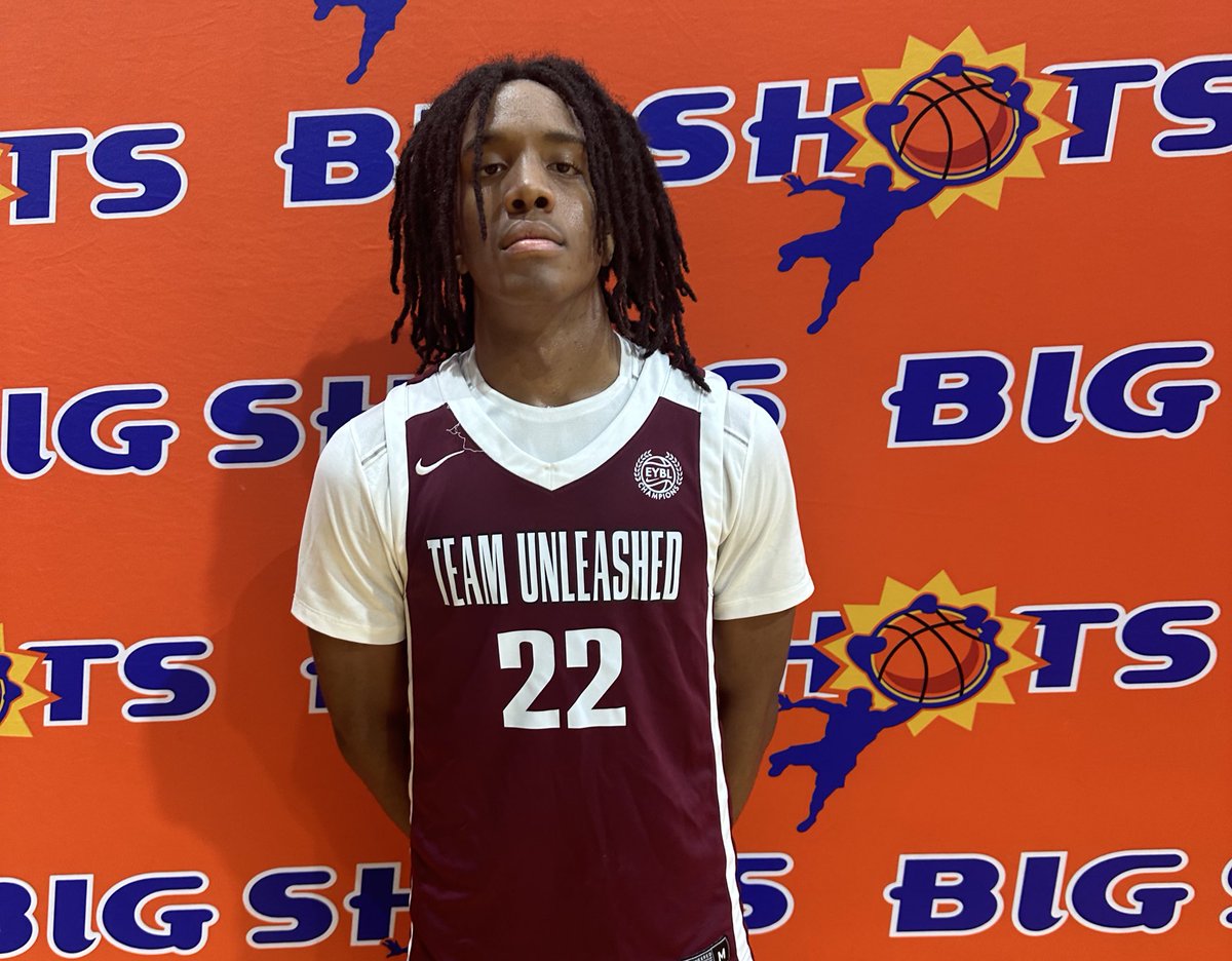 BigShotsGlobal's tweet image. #BIGSHOTS #RocktheRockBiancardi
17u

Team WALL 17u- 61
# 5 Jayden Gray- 13
# 15 Jayden Kyle -13

Team USC EYBLC 2026- 48
# 22 Caden Coleman - 17
# 24 Mark Caslaru- 11