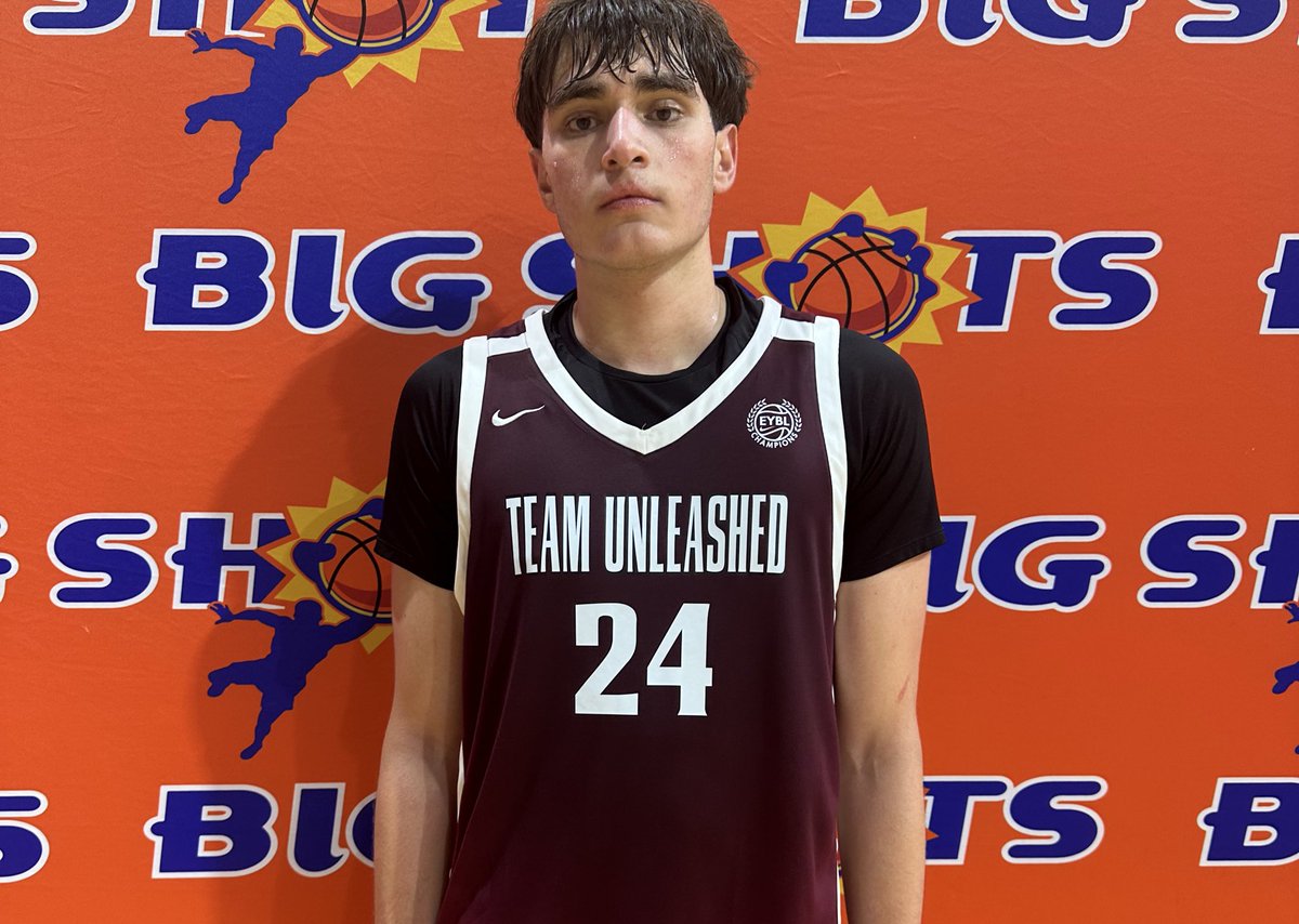 BigShotsGlobal's tweet image. #BIGSHOTS #RocktheRockBiancardi
17u

Team WALL 17u- 61
# 5 Jayden Gray- 13
# 15 Jayden Kyle -13

Team USC EYBLC 2026- 48
# 22 Caden Coleman - 17
# 24 Mark Caslaru- 11