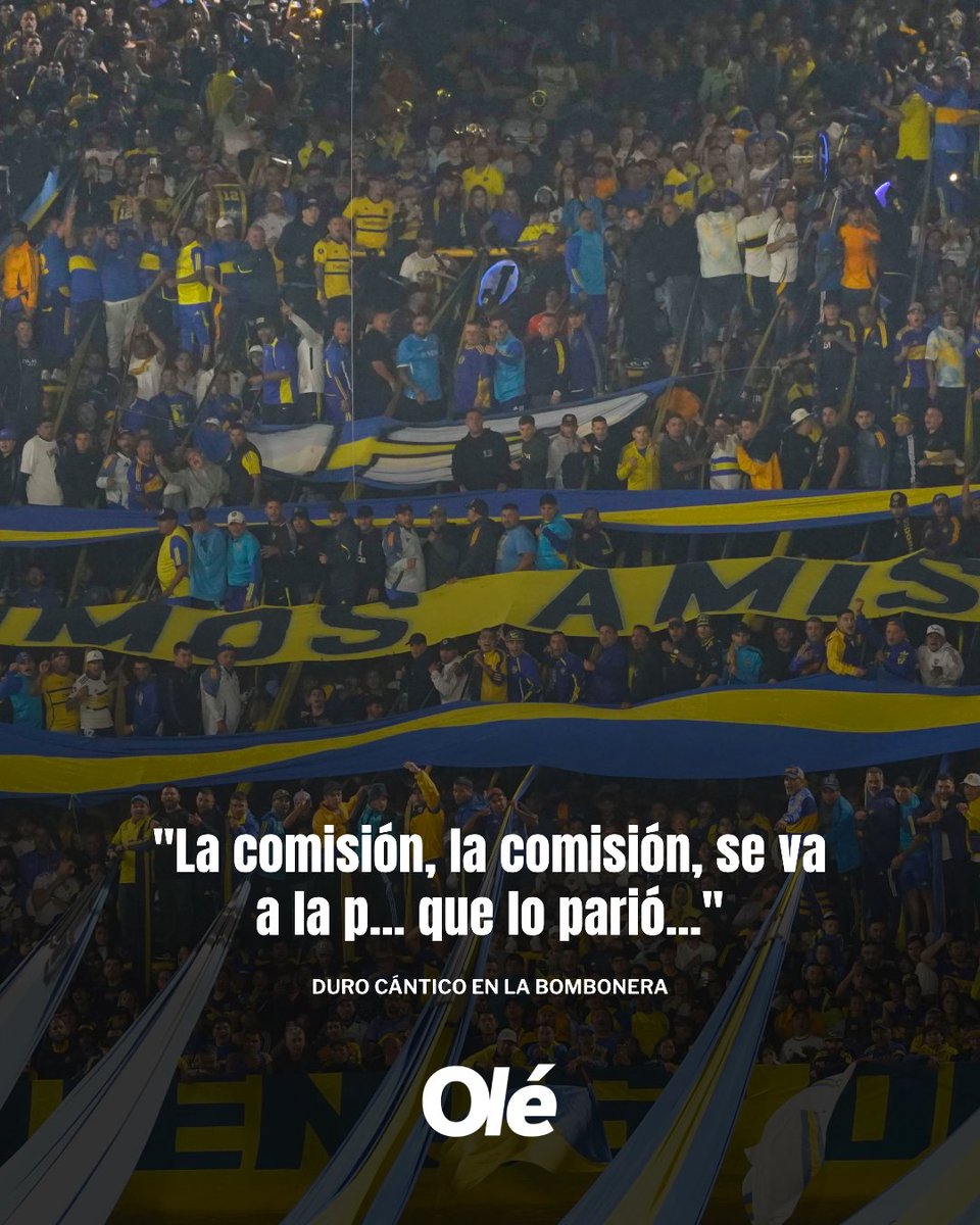 DiarioOle's tweet photo. TRAS EL PITAZO FINAL, ANTES DE LOS PENALES:
-"La comisión, la comisión, se va a la p... que lo parió"
-"Que se vayan todos, que no quede, ni uno solo"

2/3 https://t.co/YE3fPDjhf1