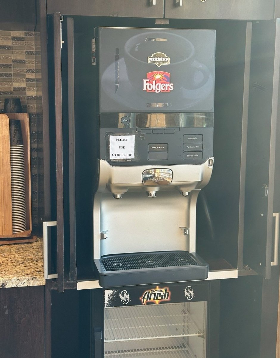 When the Fellas are in winnipeg....and.....<a href="/MondayNooner/">Monday Nooner</a>