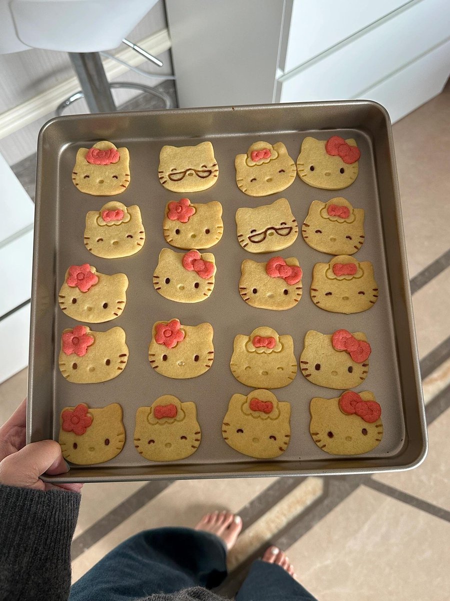 かずさ (@adriecswood1) on Twitter photo 