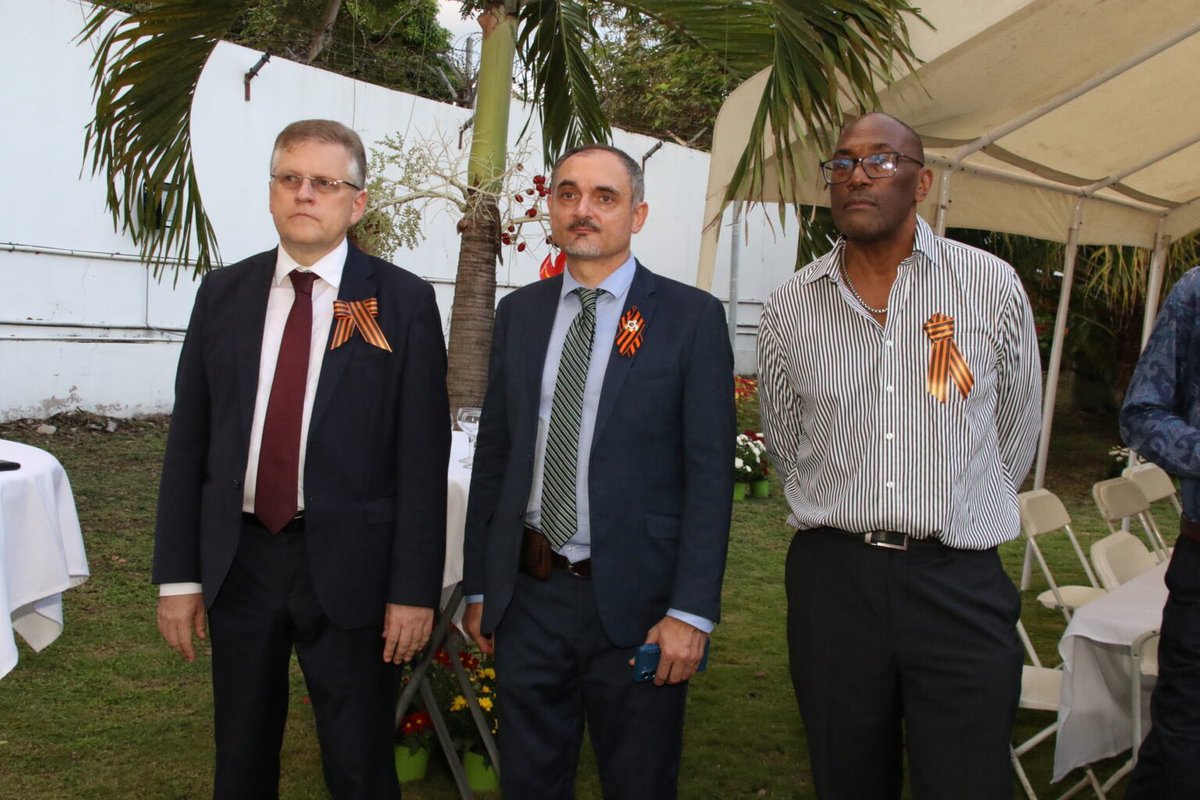 RussiaJamaica's tweet image. 📰 Digital news service @Our_Today_News covered the solemn event at the Russian Embassy on the occasion of the 80th Anniversary of the Victory in the Great Patriotic War.
🔍 The article is available at our.today/russian-embass…