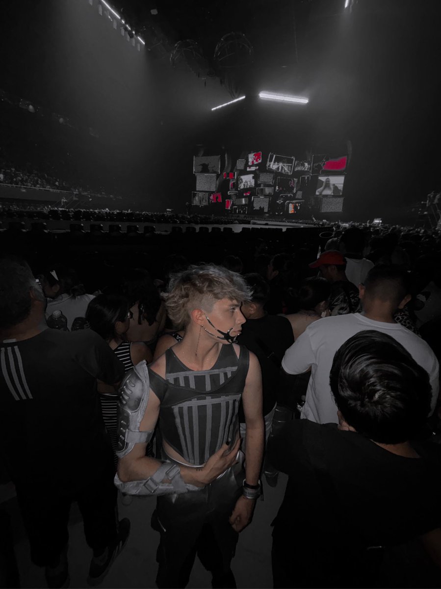 #thelifetimestour 🖤