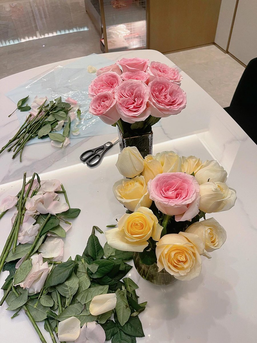 自分で花を剪んで、花を活けるのはとても癒されます！