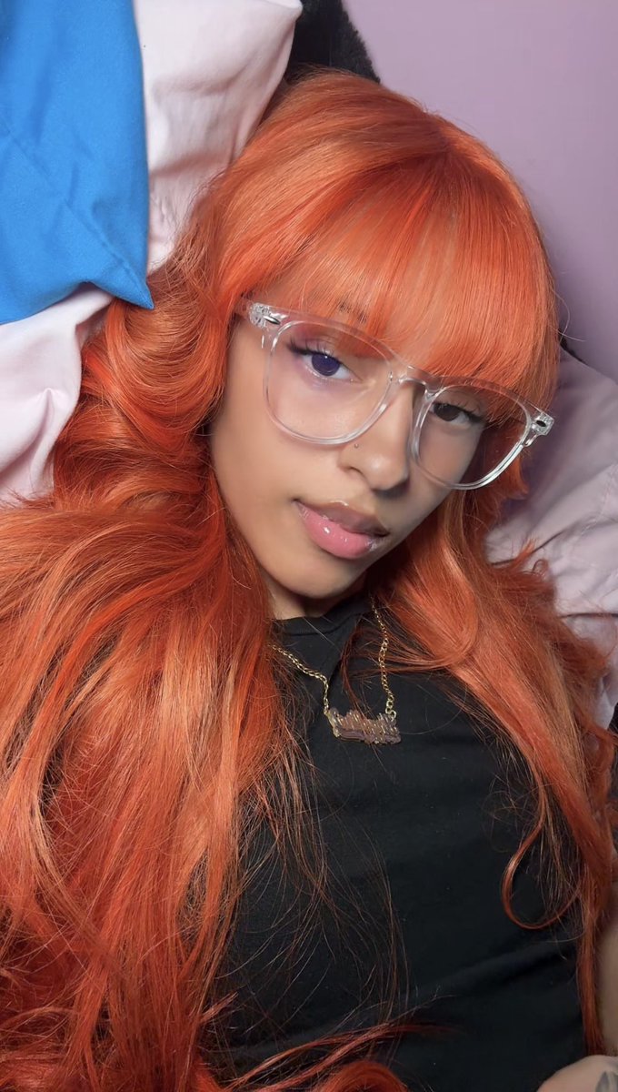 thereallangie's tweet photo. 🧡🧡🧡 https://t.co/iGZqJODybK