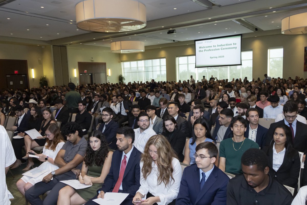 EngineeringUSF's tweet image. 🎓🔧 Congratulations to our newest engineers!

USF College of Engineering – Spring 2025 Induction into the Profession 💚💛

View all photos here: flic.kr/s/aHBqjCdJVp

Proud to welcome you into the field! 🤘🐂

#USFEngineering #Induction2025 #BullsEngineer #OathOfTheEngineer