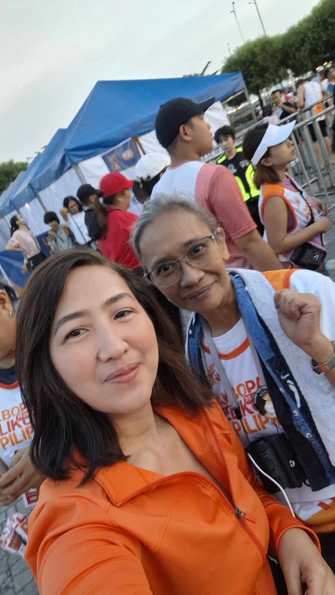 CoronaGirlie's tweet image. After 6 years nakabalik ulit mag #funrun Thank you @mommyei0316  @FriendsForAlden and nice to meet you sis @KathDen4life 
#3krun
Run for a Cause

@aldenrichards02  @myriad_events  @myriad_corp 
#LightsCameraRun
#MowelfundxMYRIAD
#ALDENRichards
ALDEN Goes The Distance