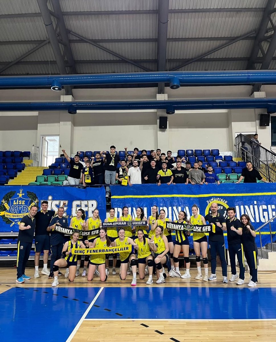 AMATÖR BRANŞLAR, PROFESYONEL SEVDALAR.

Kütahya'da oynanan FENERBAHÇE'MİZ Genç Kızlar Voleybol Takımını - karayolları spor karşısında yalnız bırakmadık.

#UNIGFB