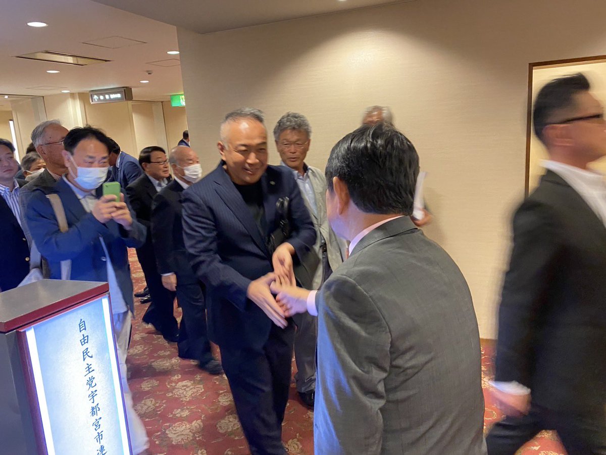 午後は宇都宮に移動し、自民党宇都宮市連の会合で講演を行いました