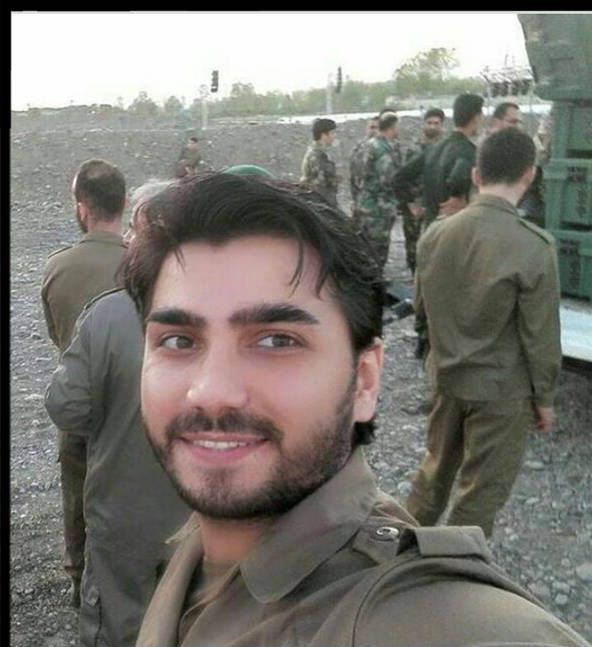 🤍سخنی از شهید بابک نوری 

تقوا يعنی اگه توی جمع
همه گناه میکردن، تو جوگیر نشی!
یادت باشه که خدایی هست 
و حساب و کتابی..!

#شهید_بابک_نوری🕊
#اللهمْ‌عَجِلْ‌لِوَلِیِڪ‌الفَـــࢪَج 🦋