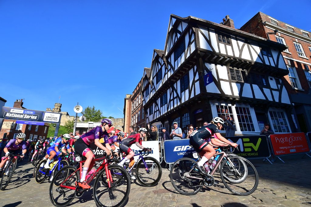 Craig Zadoroznyj (@craigzad) on Twitter photo The 2025 Women's <a href="/rapha/">Rapha</a> <a href="/LincolnGrandPri/">Rapha Lincoln Grand Prix</a> gets underway @BritishConti <a href="/BritishCycling/">British Cycling</a> <a href="/NationalSeries_/">British Cycling National Series</a> The 2025 Women's <a href="/rapha/">Rapha</a> <a href="/LincolnGrandPri/">Rapha Lincoln Grand Prix</a> gets underway @BritishConti <a href="/BritishCycling/">British Cycling</a> <a href="/NationalSeries_/">British Cycling National Series</a>