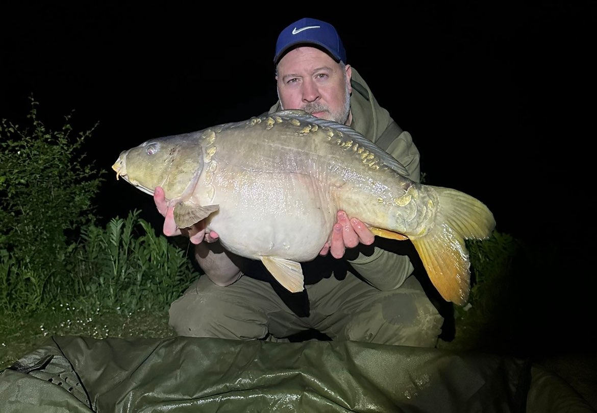 Ian Schaverien tweet media