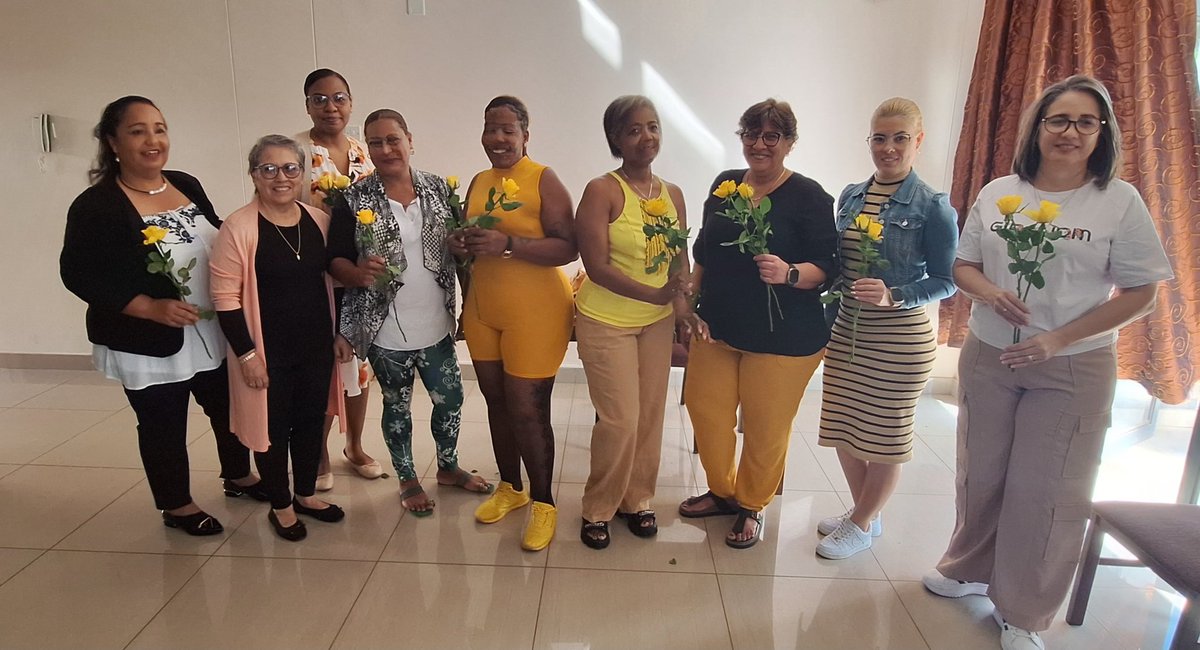 La BMC en Botswana felicita a las madres de la brigada y en general a las que hoy participan en la colaboración médica cubana en más de 50 países. #Cubacoopera <a href="/Colaboracionqba/">Unidad Central de Cooperación Médica 🇨🇺</a> <a href="/SMCUCCM/">SMC UCCM</a>