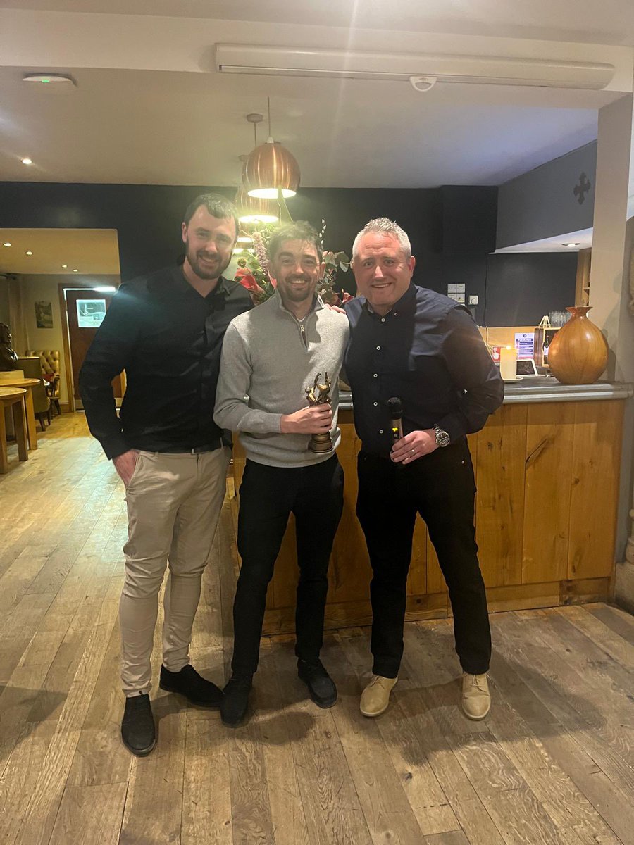 ChalfordAFC (C) 🏆 (@chalford_afc) on Twitter photo 1st Team:
Top Goalscorer: <a href="/AndyMarr17/">Andy Maryon</a>
Players Player: Adam Day
Managers Player: <a href="/88Lockdown/">Jamie</a> & <a href="/AndyMarr17/">Andy Maryon</a>
Long Service Award: <a href="/Rewnoldinho/">Drew Roberts</a> 1st Team:
Top Goalscorer: <a href="/AndyMarr17/">Andy Maryon</a>
Players Player: Adam Day
Managers Player: <a href="/88Lockdown/">Jamie</a> & <a href="/AndyMarr17/">Andy Maryon</a>
Long Service Award: <a href="/Rewnoldinho/">Drew Roberts</a>