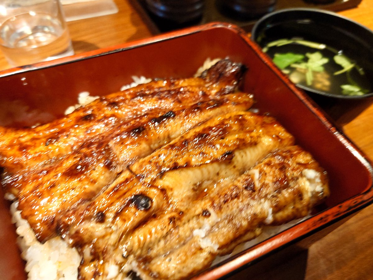 BowstringRoll's tweet photo. 六角橋
うなぎ 浜茂
うな重 https://t.co/LemG7b7wp5
