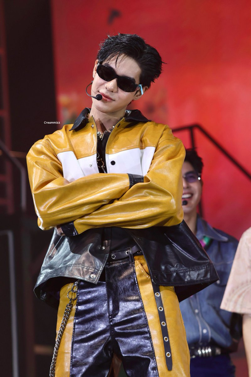 Creammizz's tweet image. The gang Snap 😊

POOMPPS 1ST BD FANCON             
#SnapProject #Tawannawin
#โอห์มไง #OhmThitiwat
#Guidekantapon #Atomnathaphop
#POOMVILLABD2025