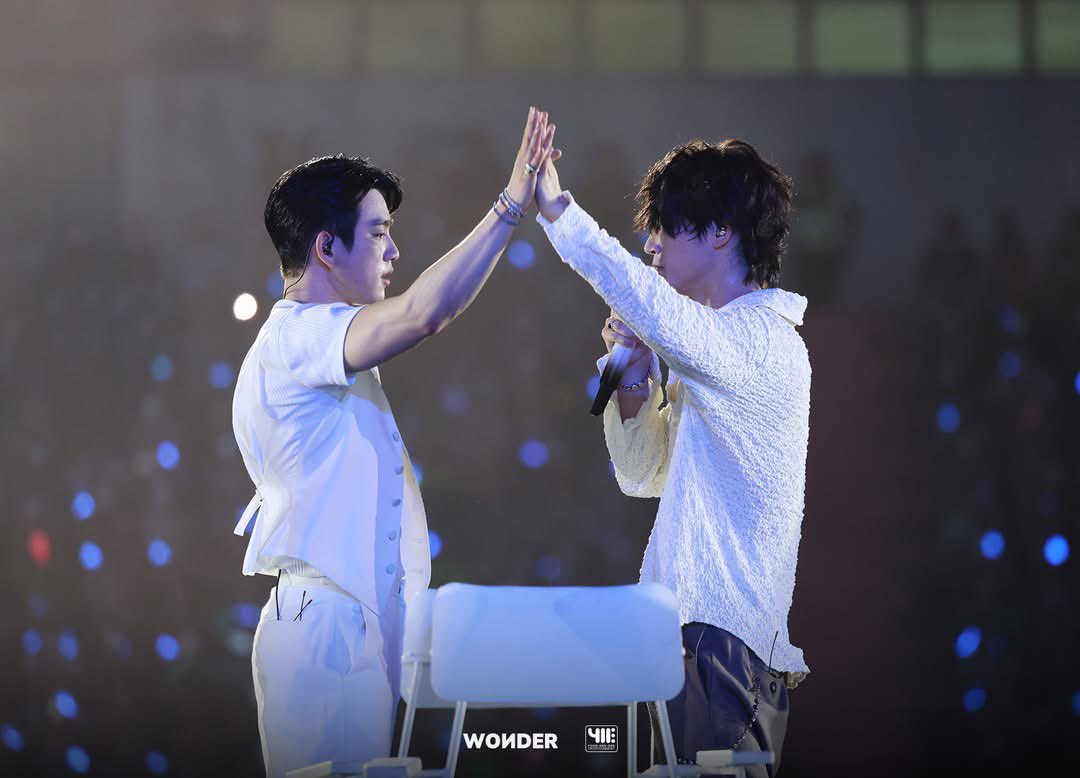 _mugob's tweet photo. รูปofficialมาแล้ว สวยมาก ต่อชีวิตได้อีกวันㅠㅠㅠㅠㅠㅠㅠㅠㅠ https://t.co/PNkQMdOW7r