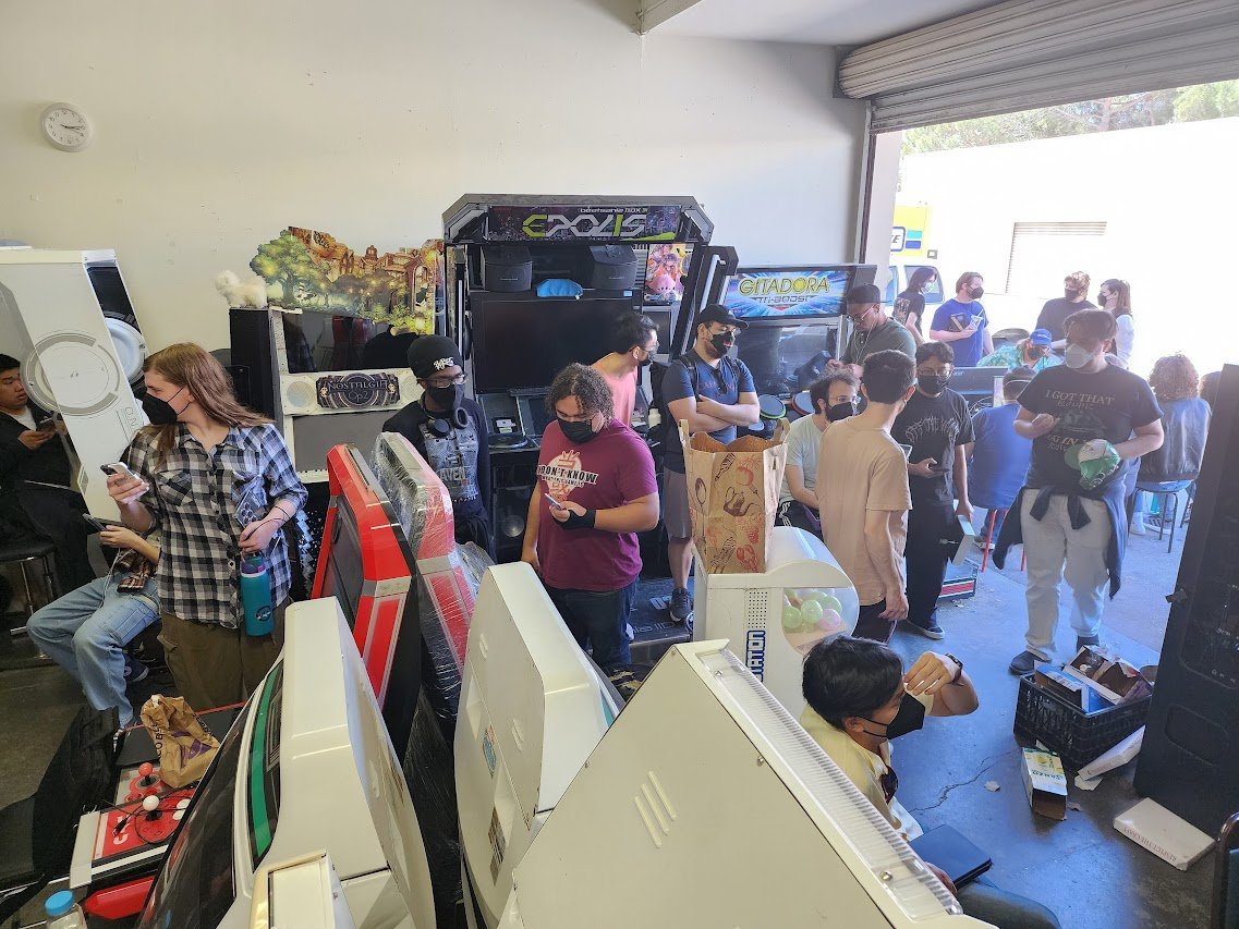 pattheflip's tweet image. May 2025 Caliburst Xrd results are in!

1. St. Aether
2. Zwei Not
3. Me 💪😎👍

Thanks SoCal for coming by, hope yall get home safe! And thanks to Bears and Citriux for the ube cheesecake and Gaychan-flavored ice cream...

VOD: youtube.com/watch?v=HruJpS…

#rev2forev2